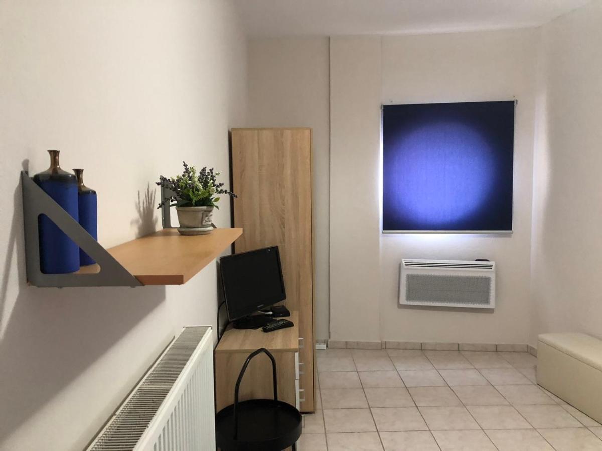 Nana Apartments Peraía Dış mekan fotoğraf