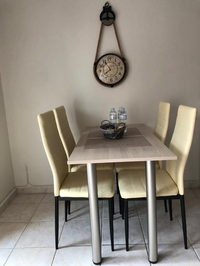 Nana Apartments Peraía Dış mekan fotoğraf