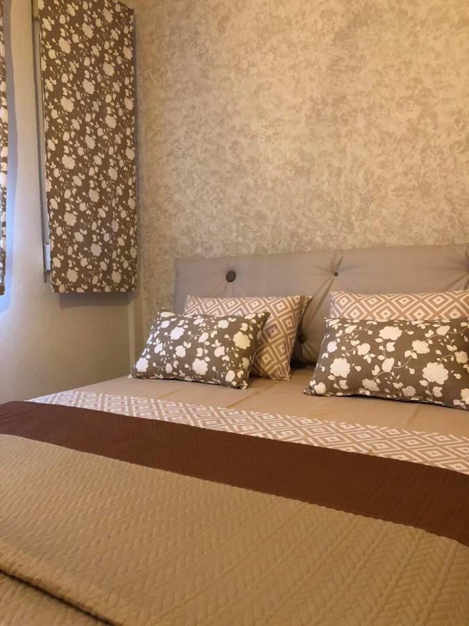 Nana Apartments Peraía Dış mekan fotoğraf