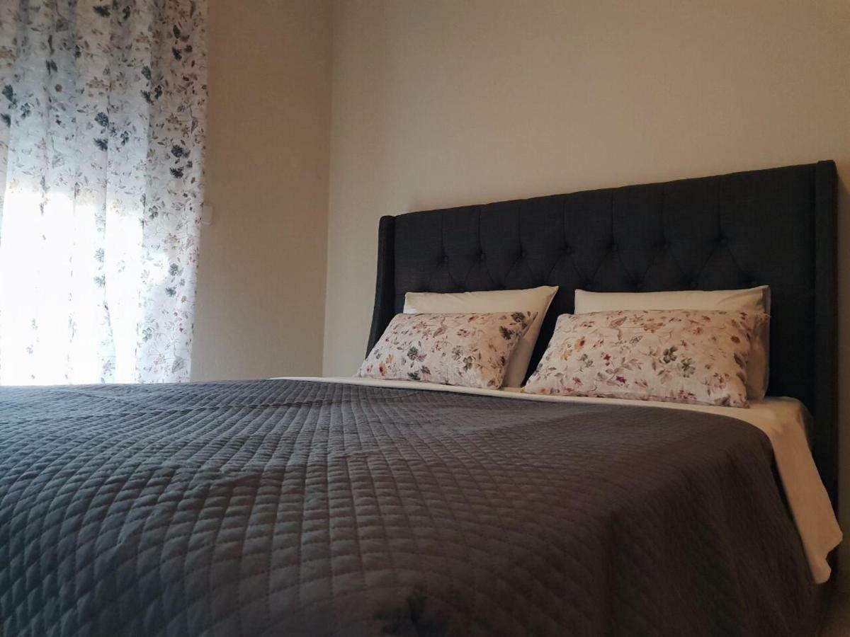 Nana Apartments Peraía Dış mekan fotoğraf