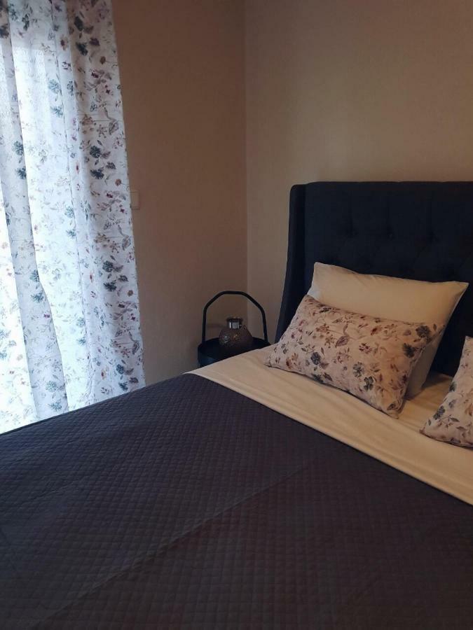 Nana Apartments Peraía Dış mekan fotoğraf