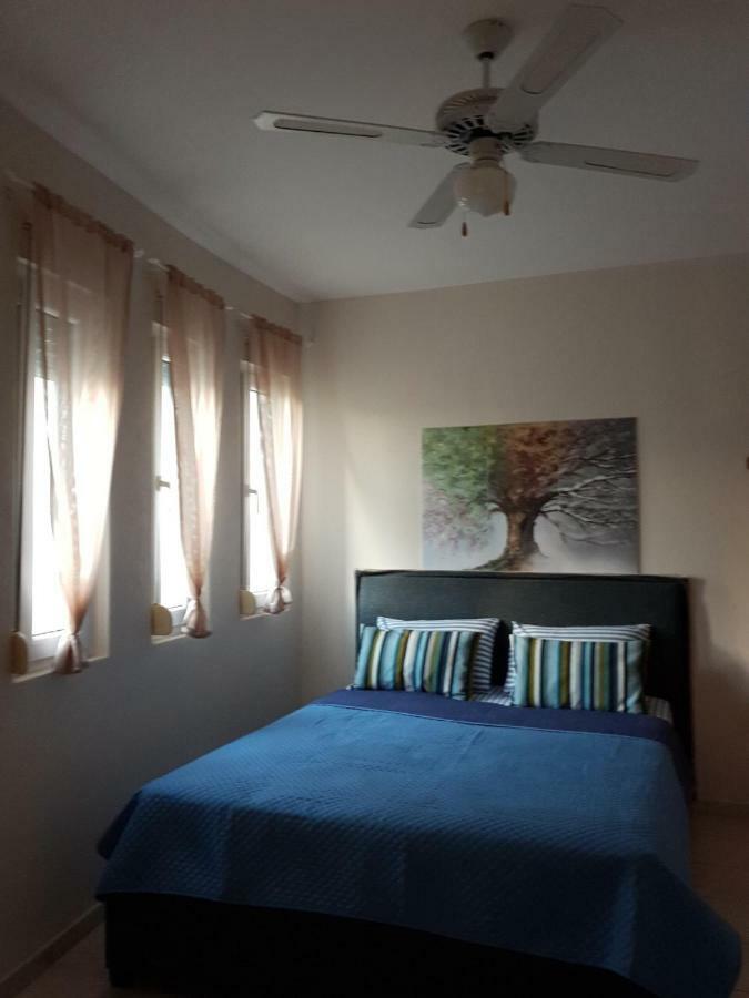 Nana Apartments Peraía Dış mekan fotoğraf