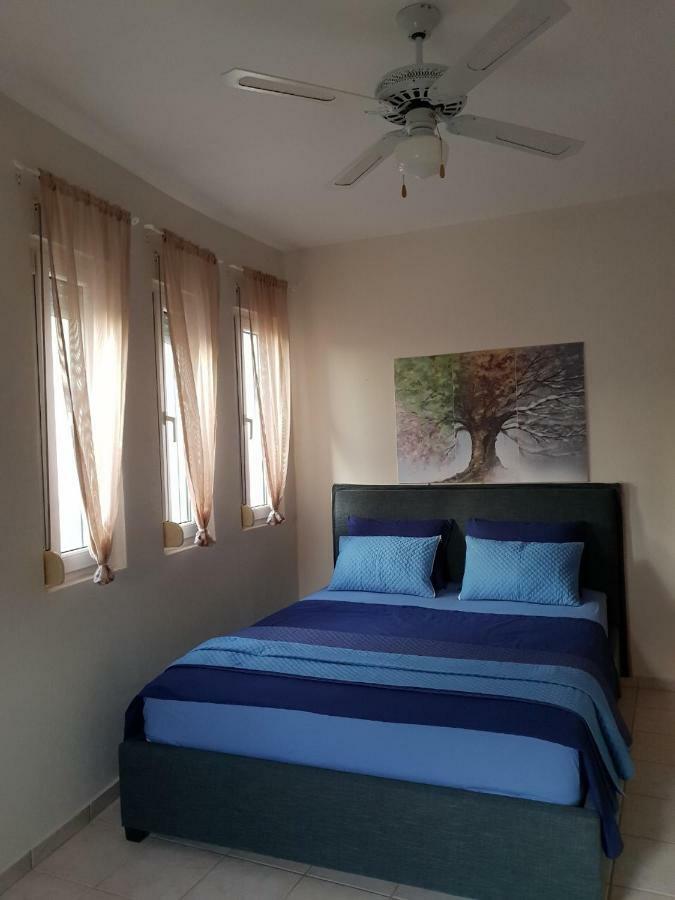 Nana Apartments Peraía Dış mekan fotoğraf